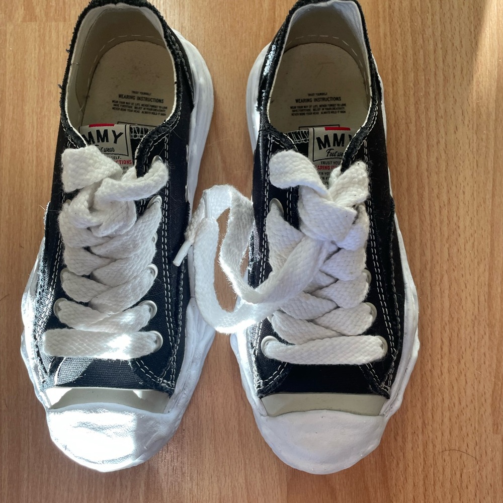 Trendy Black and White Canvas Sneakers
